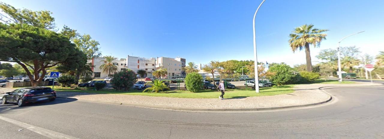 Appartamento Azulejos Em Portugal Quarteira Esterno foto