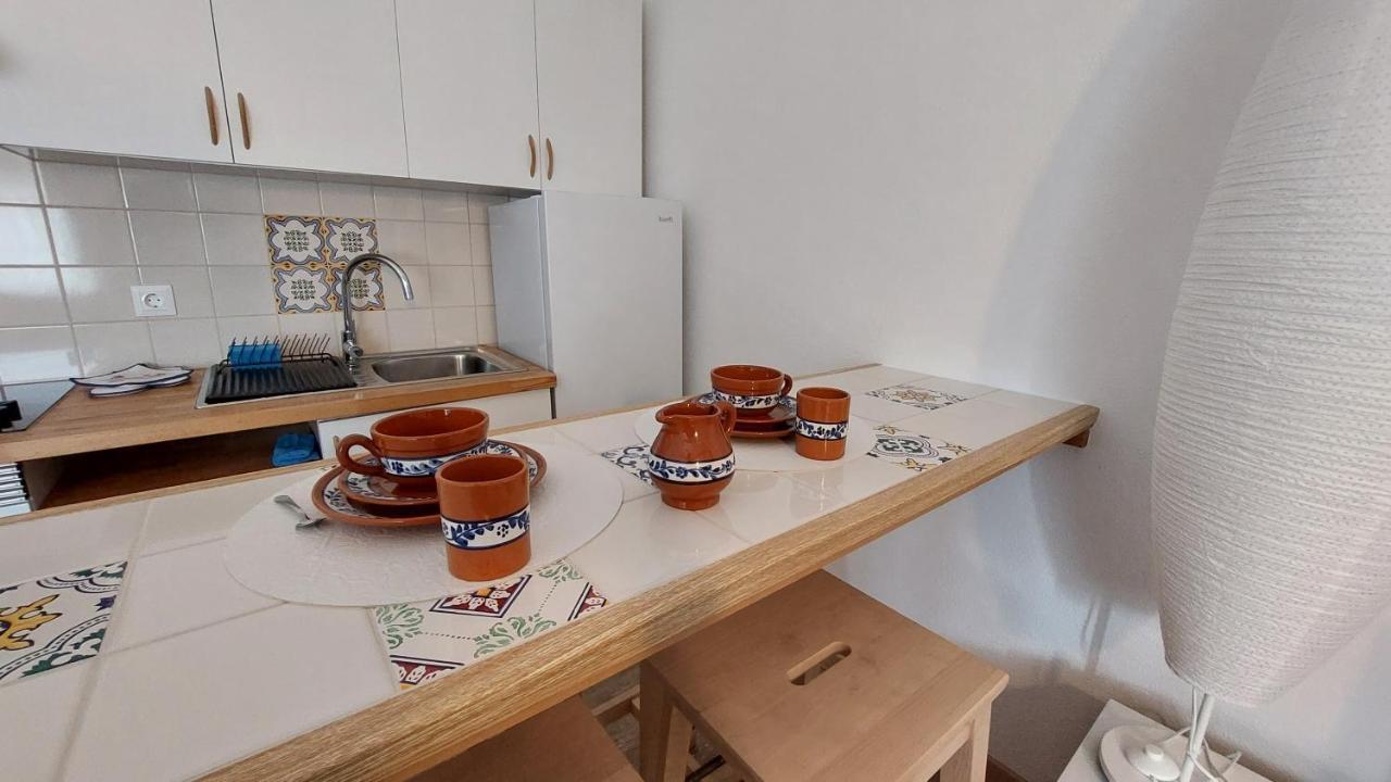 Appartamento Azulejos Em Portugal Quarteira Esterno foto